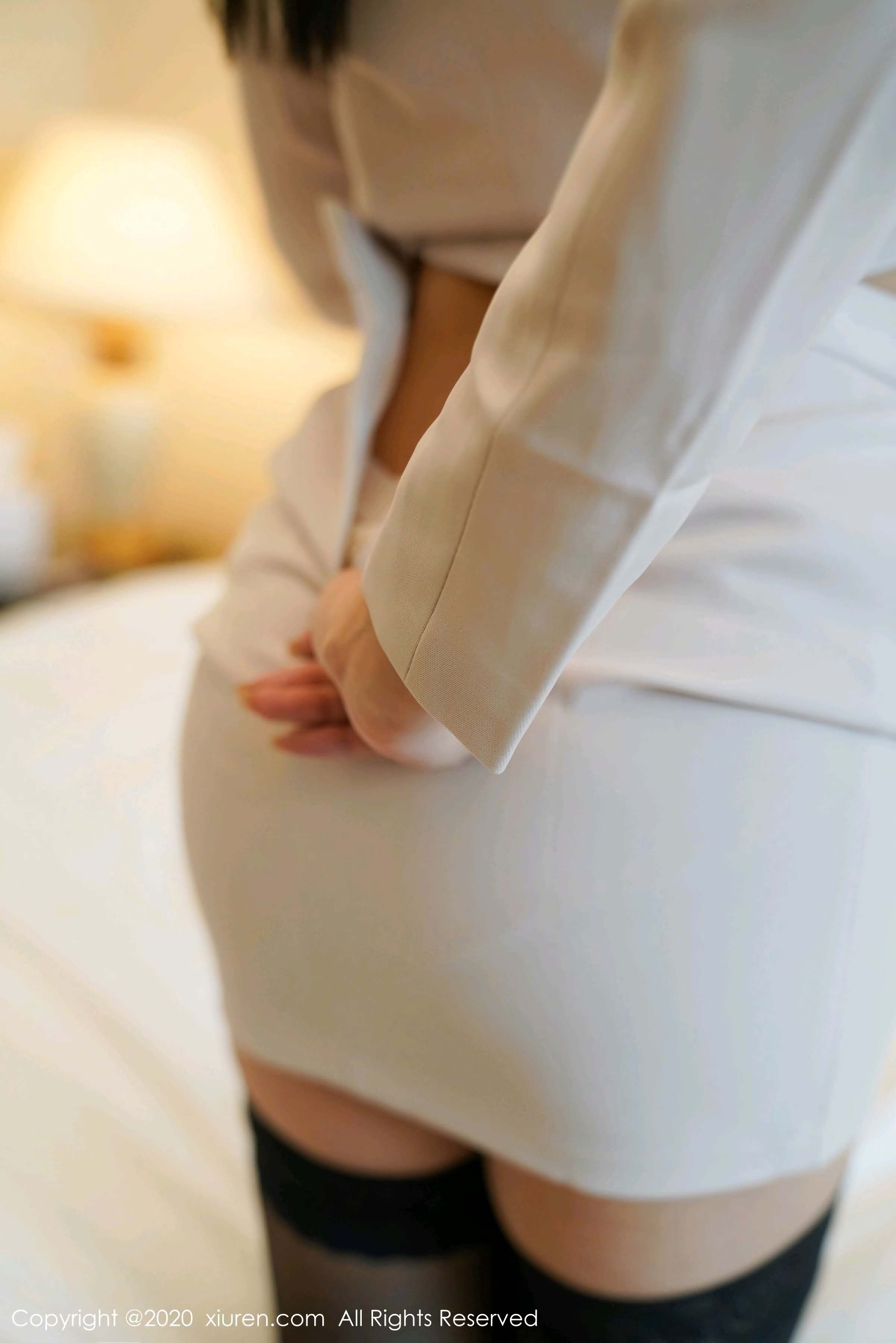 2020.09.28No.2611果儿Victoria白色OL的经典职场制服插图3